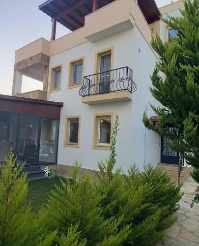 Rahat Ev Apartamento